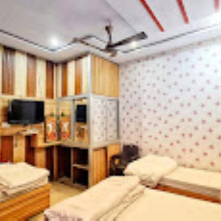 Hotel Mahabir Inn Матхура Екстер'єр фото