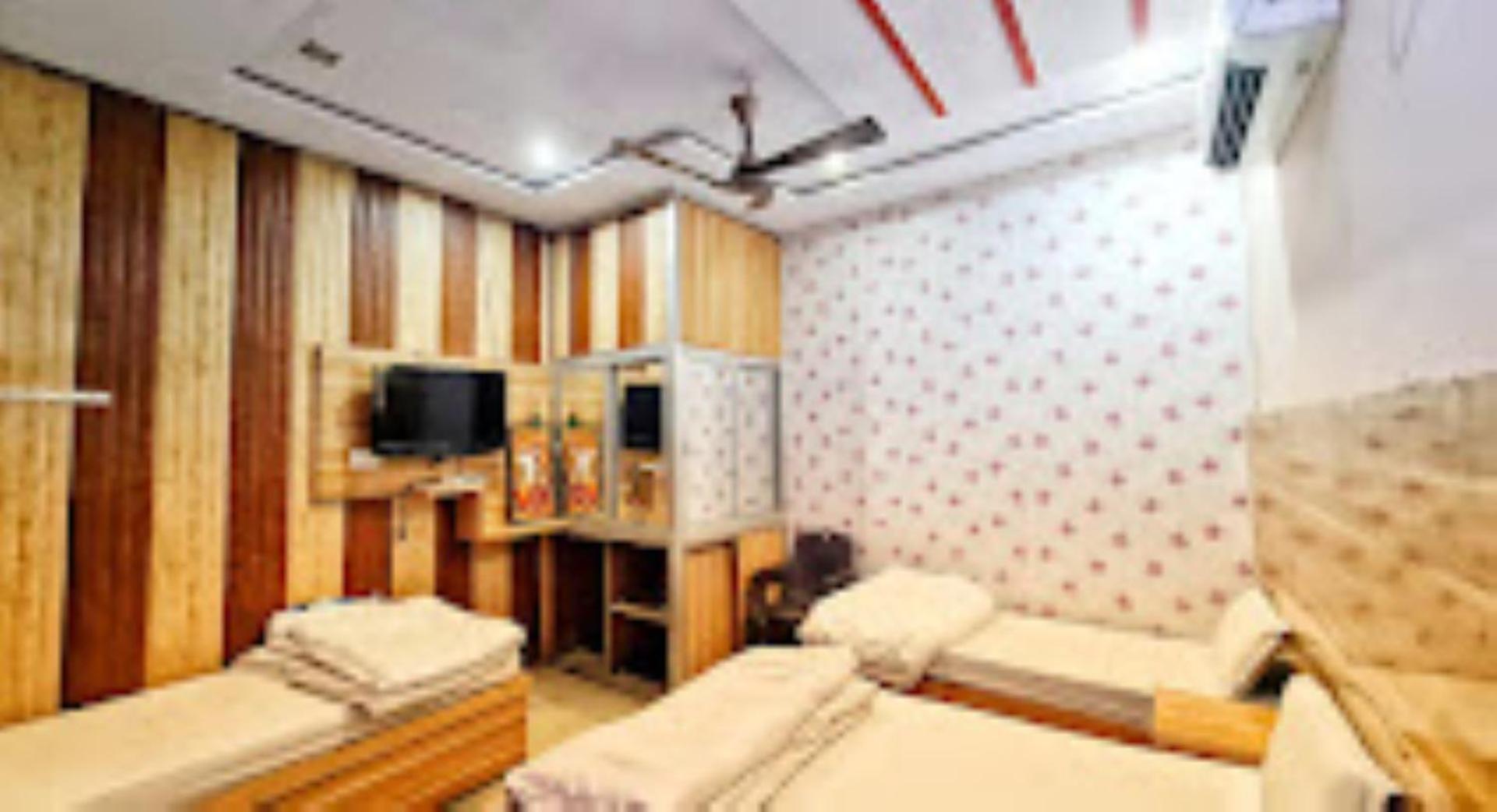 Hotel Mahabir Inn Матхура Екстер'єр фото